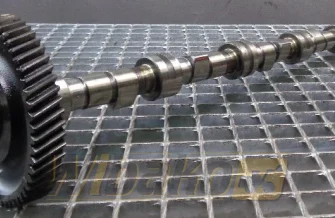 Wałek rozrządu Deutz BF6L913 2237663