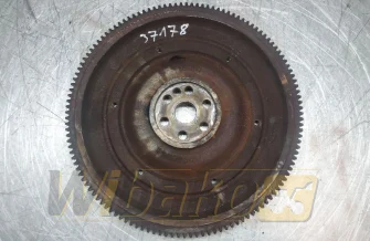 Koło zamachowe Isuzu 4BD1 PTA-24 3SD5Y30