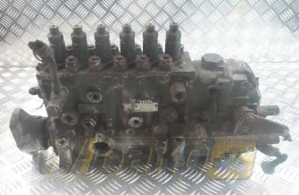 Pompa wtryskowa Zexel NP-PE6P120/320RS3S 106675-4401