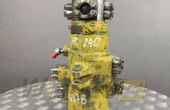 Kolumna obrotu Komatsu PC240 