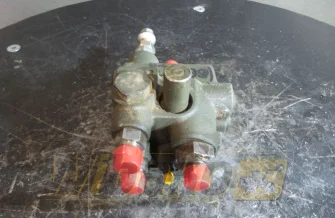 Zestaw zaworów CASE 621C 