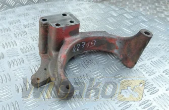 Wspornik alternatora Deutz 04504345R