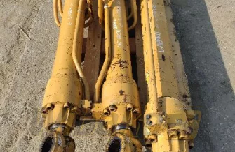 Komplet siłowników Caterpillar 320B 