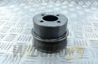 Koło pasowe pompy wody do silnika Deutz TCD3.6 L4 