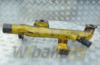 Kolektor wodny do silnika Harvester H25 670189C2A