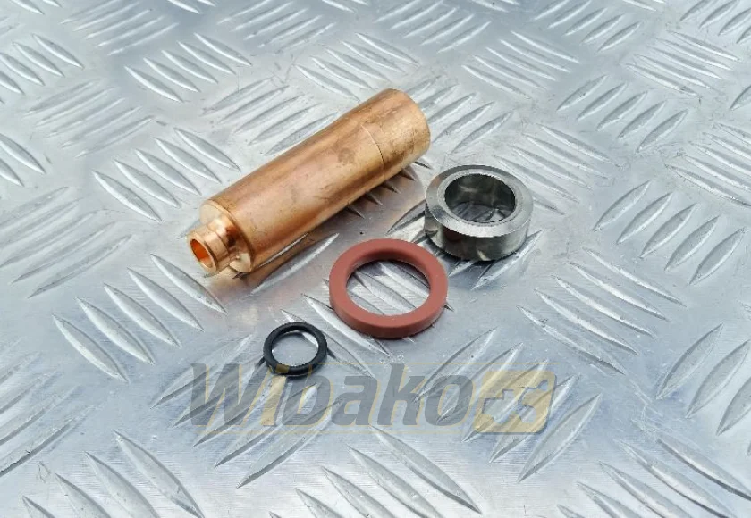 Tulejka wtryskiwacza DT TD60 / TD61 / TD62 / TD63 / D6 2.91217 – nowy