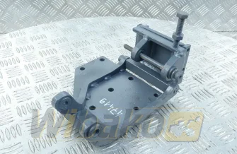 Wspornik alternatora Deutz 1015 