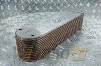 Chłodniczka oleju Deutz 04220607