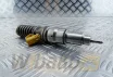 Pompka wtryskowa do silnika Volvo D12C 20440388 – używany