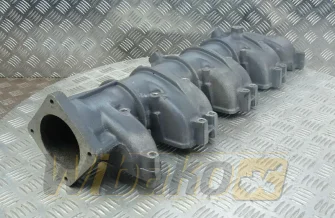 Kolektor ssący do silnika Deutz BF8M1015 04226696