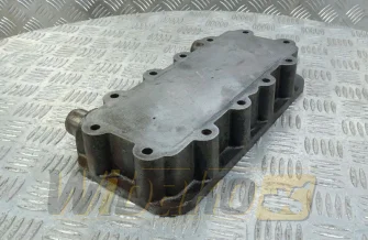 Pokrywa obudowy chłodnicy oleju Silnika Hanomag D964T 3070544R1