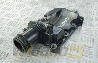Łącznik obudowy chłodniczki oleju do silnika Deutz TCD6.1 04506975/04506076RY/7228678