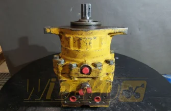 Silnik hydrauliczny Komatsu PC210 706-75-11304