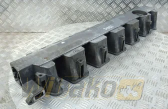 Pokrywa klawiatury do silnika Deutz TCD2013 L06 2V 04504126