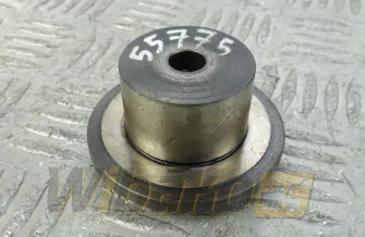 Sworzeń koła zębatego pośredniego Deutz 04161357