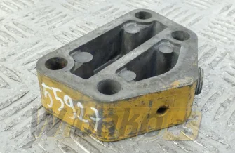 Adapter podstawy filtra oleju Caterpillar 101-3913