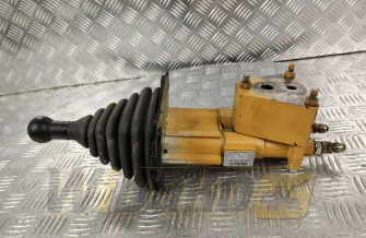 Dżojstik HUSCO 54075-28 A03B3889 / 428374A1