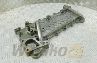 Obudowa chłodniczki oleju do silnika Isuzu 4HK1 8973852011