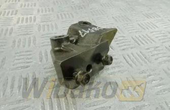 Wspornik chłodnicy EGR Isuzu 8973759520