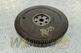 Koło zamachowe do silnika Kubota V1305E 15878-25010
