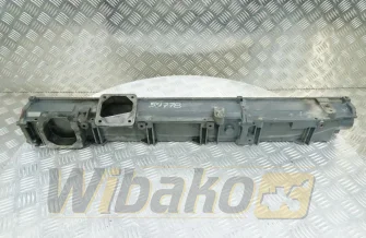 Kolektor ssący do silnika Deutz TCD2013 L06 2V 04296182