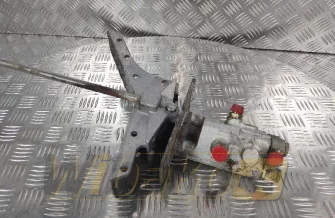 Pedał Liebherr VG7-2/3 L07 9079259-101