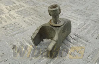 Uchwyt wtryskiwacza Liebherr 10135434