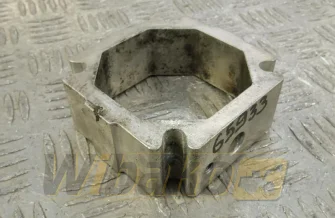Adapter kolektora ssącego H=35 mm Deutz 04296871
