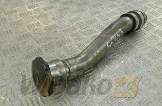 Wlew oleju do silnika Komatsu SAA6D125E-3 6156-21-7120