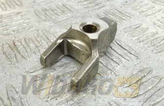 Uchwyt wtryskiwacza Deutz 04907165