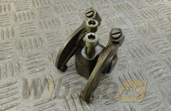 Dźwignia zaworowa 47 mm Liebherr 9271348
