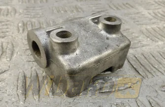 Wspornik alternatora Iveco 4600128