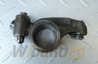 Dźwignia zaworowa ssąca cyl.: 1,3,5 Cummins 4003904