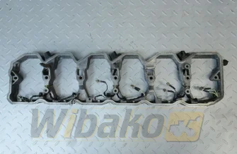 Obudowa pokrywy zaworowej Cummins 4899235