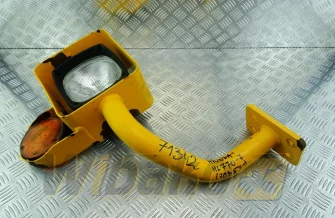 Wspornik lampy prawy,przód do ładowarki Hyundai HL770-7 