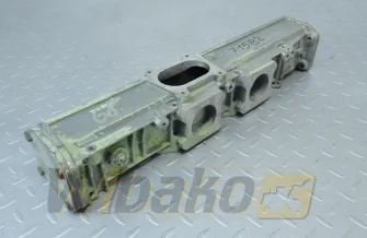 Kolektor ssący do silnika Deutz BF6M1013 04205666R2