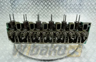 Głowica do silnika Volvo D7 04251856RY
