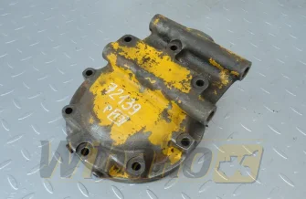 Łącznik chłodnicy oleju do silnika Harvester H25 340703R1