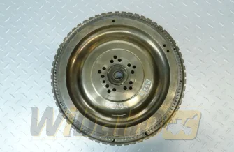 Koło zamachowe do silnika Deutz TCD2013 L06 4V 04908474