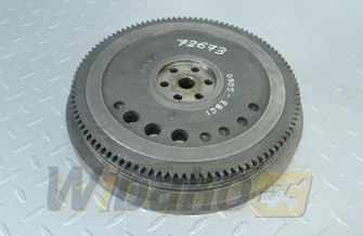 Koło zamachowe do silnika Kubota D1105 16261-25015