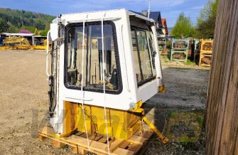 Kabina do spycharki Liebherr PR732M 9784155