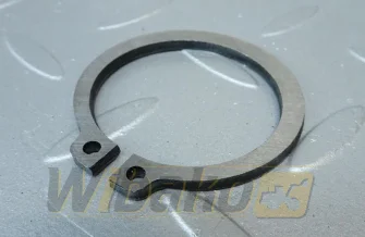 Seger sworznia koła zębatego pośredniego d= 38 mm Kubota 15451-95400