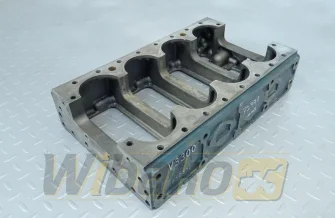 Adapter misy olejowej do silnika Kubota V3800 1C010-01126