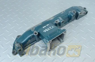 Kolektor ssący do silnika Kubota V3800 1C050-11760
