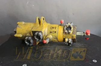 Kolumna obrotu Komatsu 240 NN