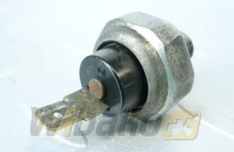 Czujnik ciśnienia oleju P0.5 Kubota 15531-39010