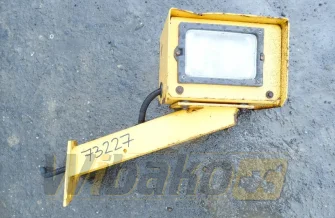 Wspornik lampy lewy,przód do ładowarki Volvo L180E 