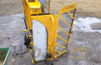 Klapa prawa, mała do ładowarki Volvo L180E 