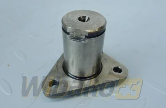 Sworzeń koła zębatego pośredniego D= 30 mm do silnika Kubota V1505 16251-24250