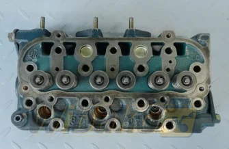 Głowica do silnika Kubota D722 1J023-03040